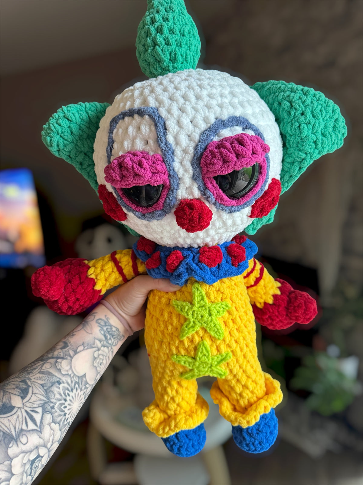 👻 🤡 The Knockout Klown — 18” Handmade Crochet Horror Doll 🎪🍿